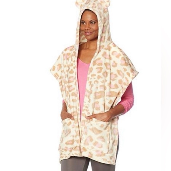 Wearable Animal Hooded Leopard Wrap Soft & Cozy Blanket Throw Shawl Pockets New - Picture 11 of 16